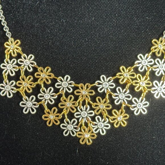 Touchstone Crystal by Swarovski Daisy Flower Chainmail Gold/Pewter Necklace - Picture 2 of 2